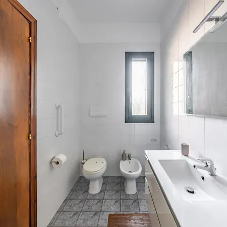 Patrizia By Rentbeat Villa