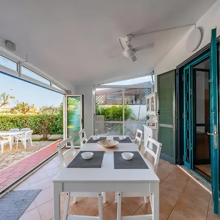 Patrizia By Rentbeat Villa