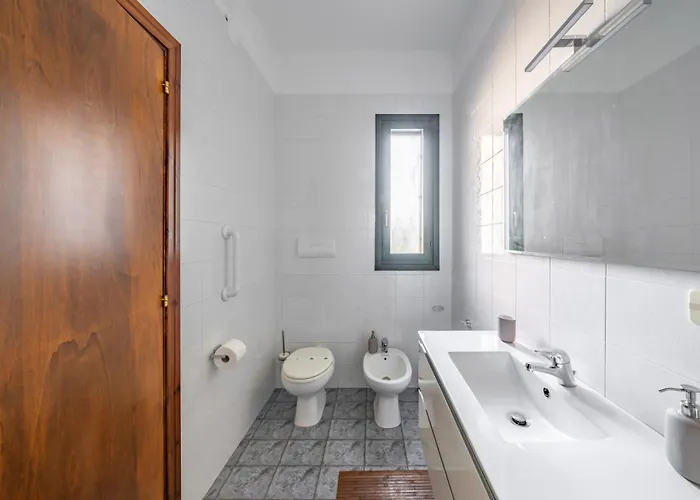 Patrizia By Rentbeat Villa