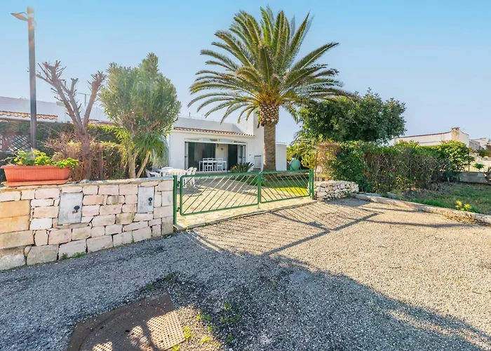 Patrizia By Rentbeat Villa *